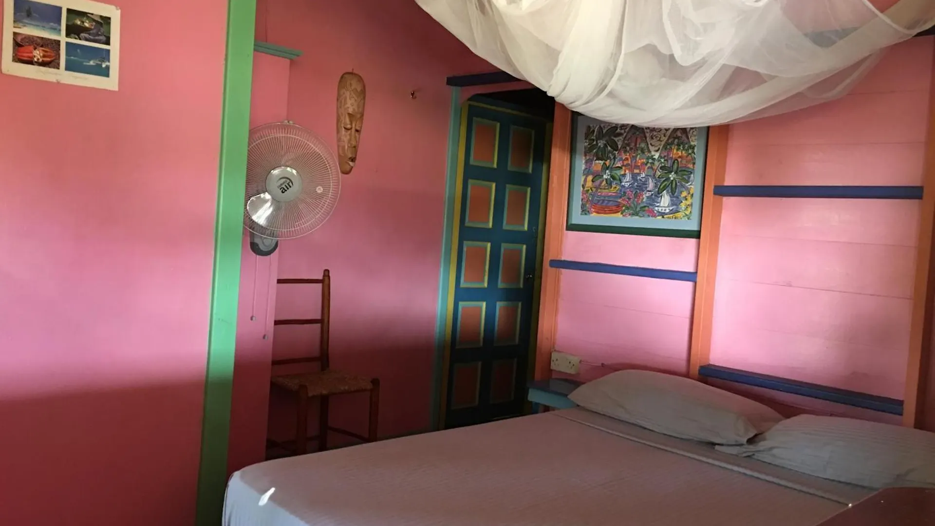 Italian Guesthouse Gros Islet 3*,  Sainte-Lucie
